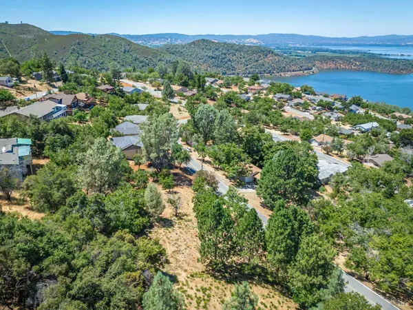3126 Edgewood DR, Kelseyville, CA 95451