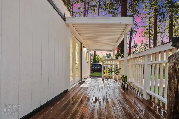 12 Rim St, Pollock Pines, CA 95726