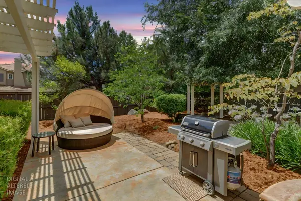 1168 Venezia DR, El Dorado Hills, CA 95762