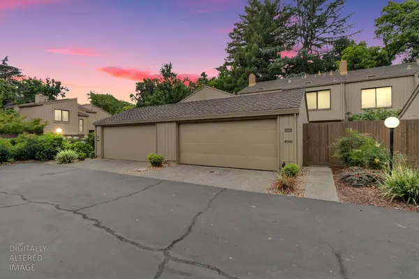 1036 Vanderbilt WAY, Sacramento, CA 95825