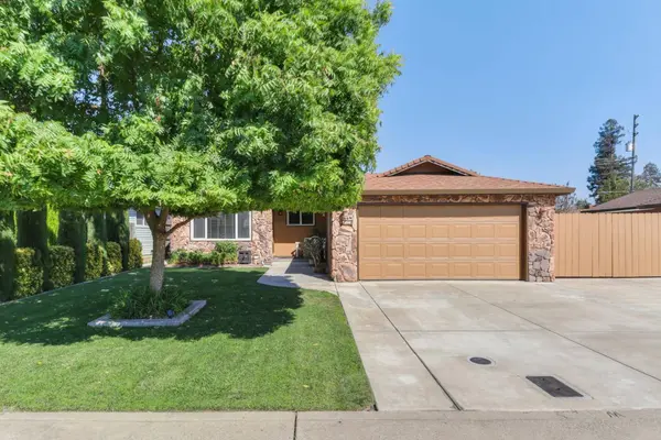 19100 Triolo ST, Woodbridge, CA 95258