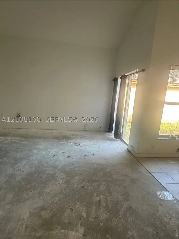 1262 NW 126th Ave, Sunrise, FL 33323