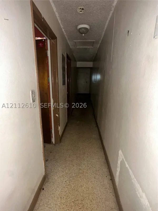 Hialeah, FL 33013
