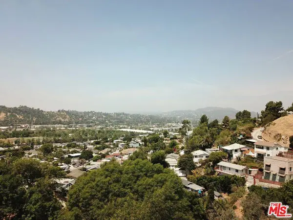 1526 N Cliff DR, Los Angeles, CA 90065