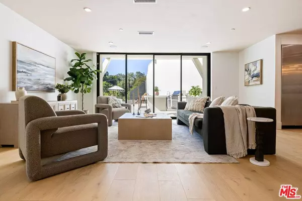 2256 Nichols Canyon Rd, Los Angeles, CA 90046