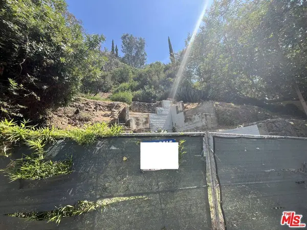 10021 Westwanda Dr, Beverly Hills, CA 90210