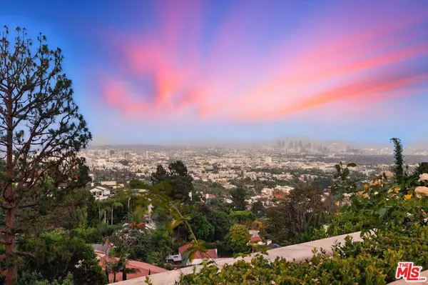 1675 Woods DR, Los Angeles, CA 90069