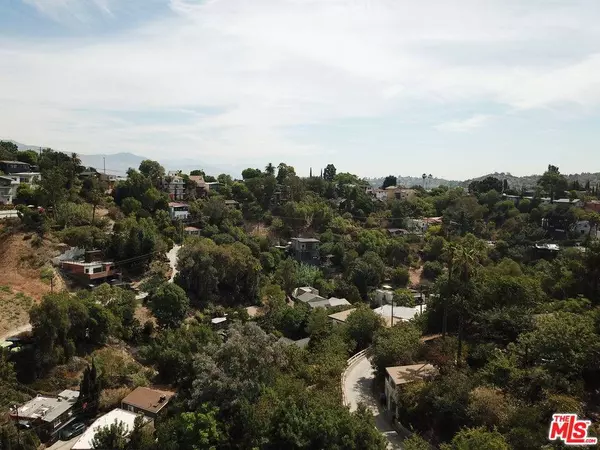 576 N Milton Ct, Los Angeles, CA 90065