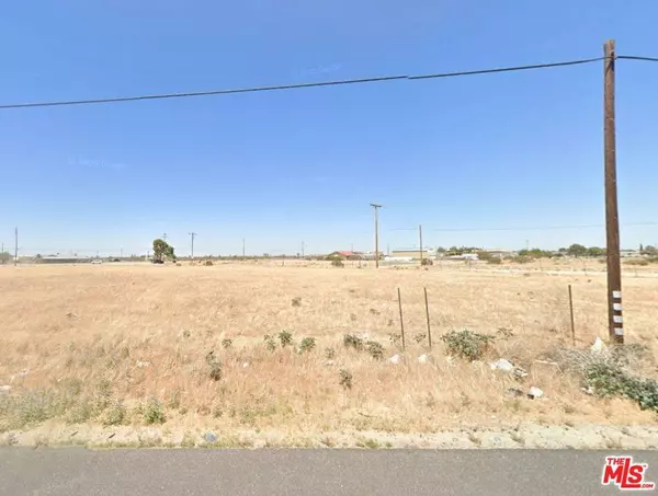 5675 Pearblossom HWY, Palmdale, CA 93552
