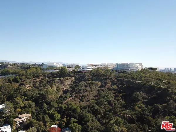 875 N Norman PL, Los Angeles, CA 90049