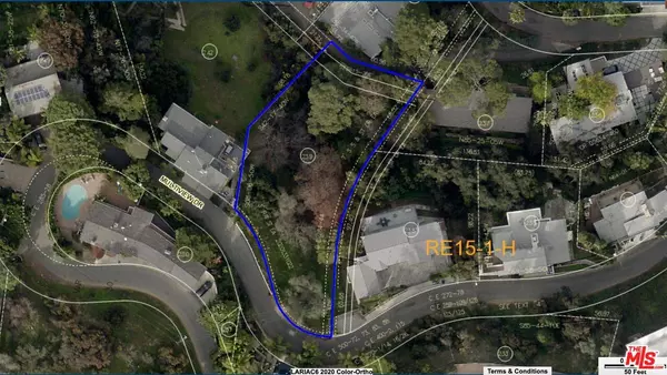 3533 N Multiview Dr, Los Angeles, CA 90068