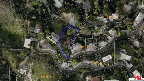 3533 N Multiview Dr, Los Angeles, CA 90068