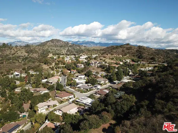 1 Valley Vista DR, Glendale, CA 91206