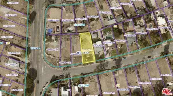 933 E Palm ST, Altadena, CA 91001