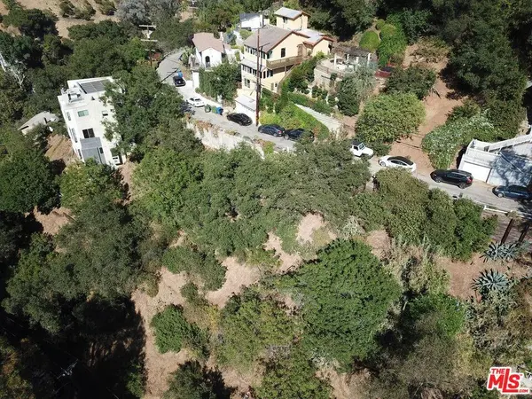 8229 W Gould Ave, Los Angeles, CA 90046