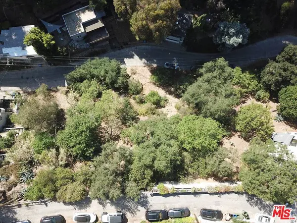 8229 W Gould Ave, Los Angeles, CA 90046