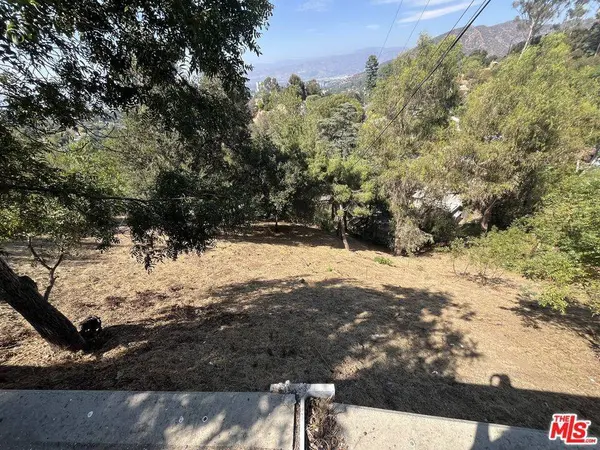 7247 W Sunnydip TRL, Los Angeles, CA 90068