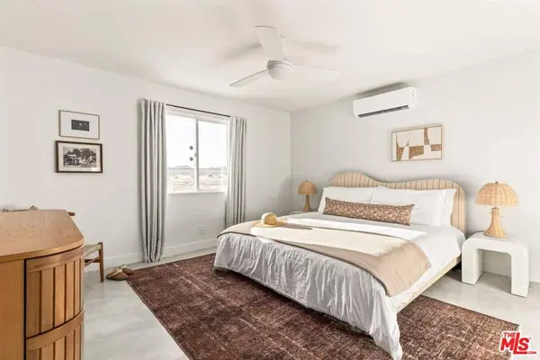 5889 Rice Rd, Joshua Tree, CA 92252