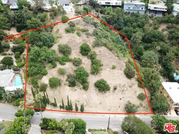 2130 Roscomare Rd