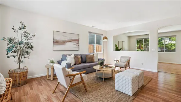 1696 Drummond LN, Lincoln, CA 95648