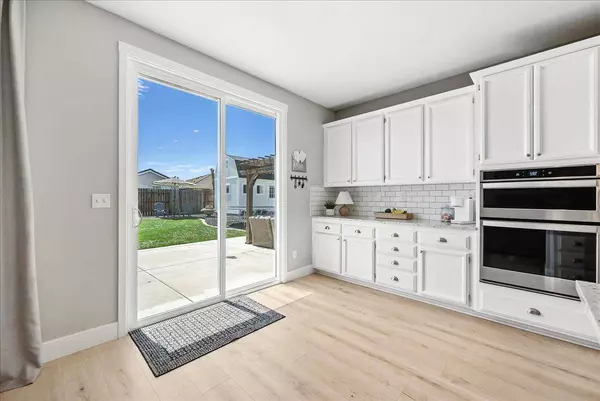 2114 Casa Dulce WAY, Plumas Lake, CA 95961