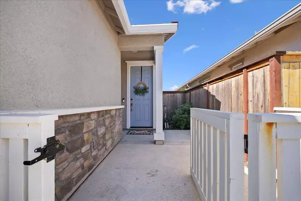 1284 Esplanade LN, Lincoln, CA 95648