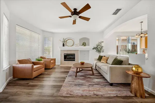 1951 Ajay, Roseville, CA 95678