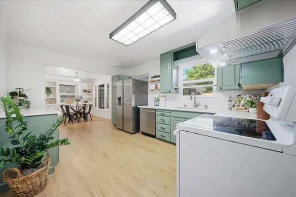 3341 Bluegrass RD, Sacramento, CA 95821