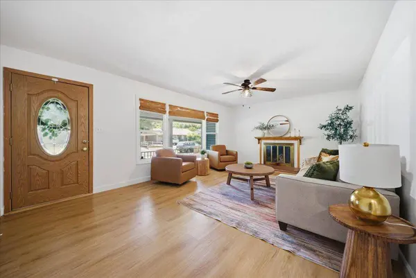 3341 Bluegrass RD, Sacramento, CA 95821