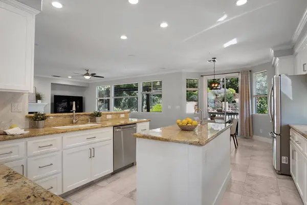 6913 Tadworth WAY, Rocklin, CA 95677