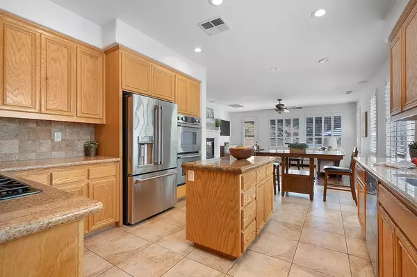 3053 Schooner DR, El Dorado Hills, CA 95762