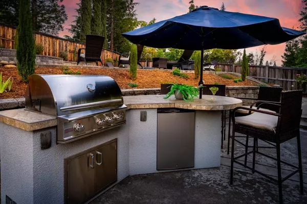 3053 Schooner DR, El Dorado Hills, CA 95762