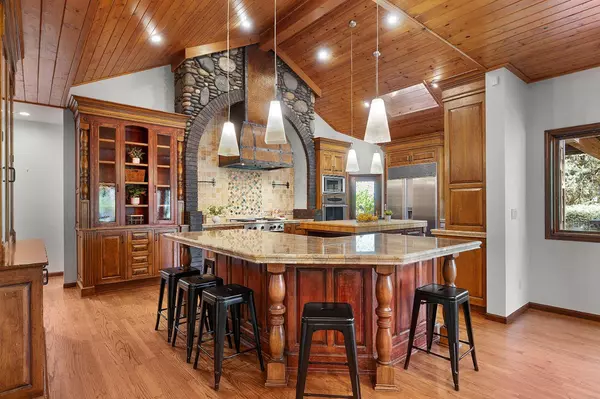 10145 Hayes DR, Newcastle, CA 95658