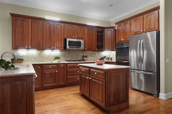 1888 Echo LN, Lincoln, CA 95648