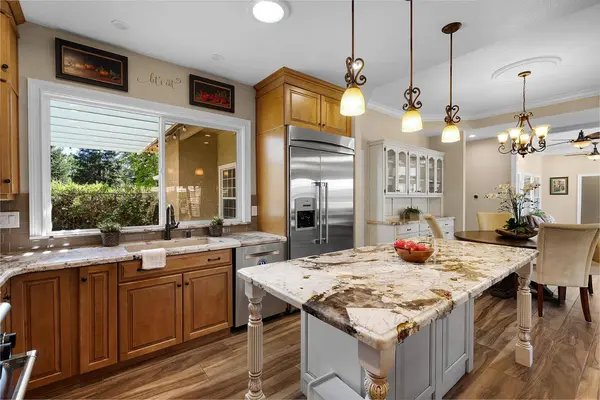 8300 Auburn Folsom RD, Granite Bay, CA 95746