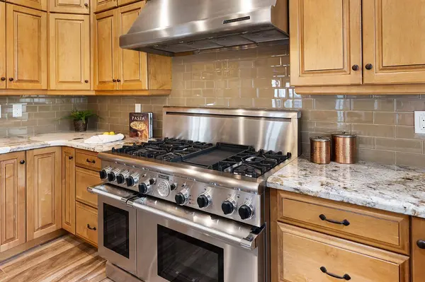 8300 Auburn Folsom RD, Granite Bay, CA 95746