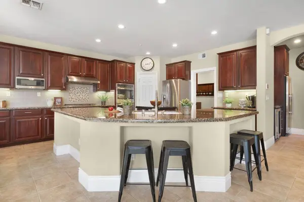 6510 Winter Rush DR, Rocklin, CA 95677