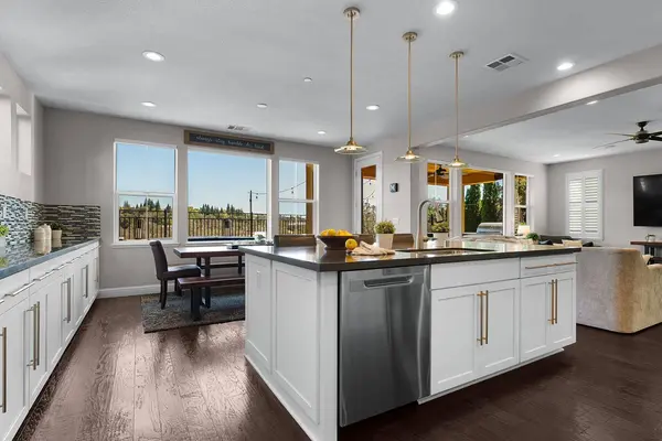 4072 Vittorio DR, Roseville, CA 95661