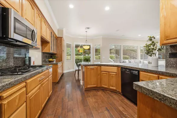 6625 Star Vista LN, Rocklin, CA 95677