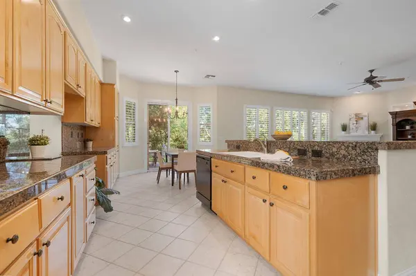 4728 Tenbury LN, Rocklin, CA 95677