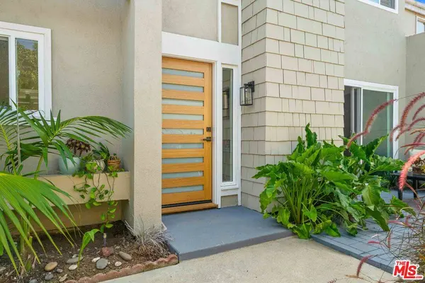 7016 Little Harbor Dr, Huntington Beach, CA 92648