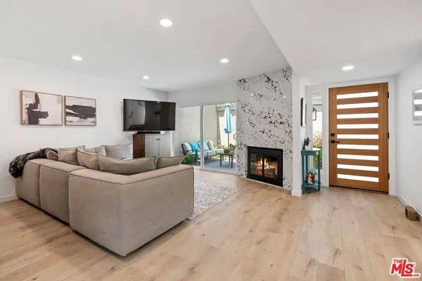 7016 Little Harbor Dr, Huntington Beach, CA 92648