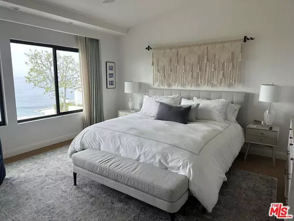 6820 Las Olas Way, Malibu, CA 90265