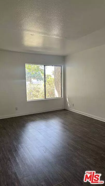 10205 Summertime Ln, Culver City, CA 90230