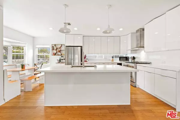 2348 29th St, Santa Monica, CA 90405