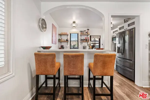 107 Clubhouse Ave, Venice, CA 90291