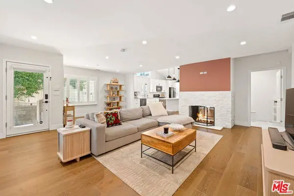 11642 Acama St, Studio City, CA 91604