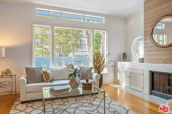 134 Roma Ct, Marina Del Rey, CA 90292