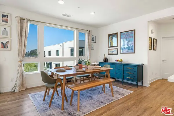 2911 W Exposition Pl #1, Los Angeles, CA 90018