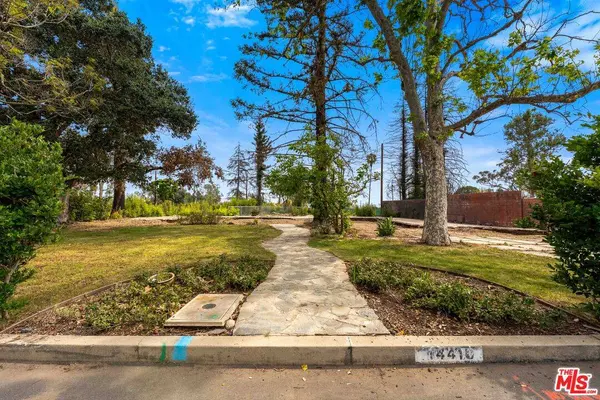 14410 Villa Woods Pl, Pacific Palisades, CA 90272